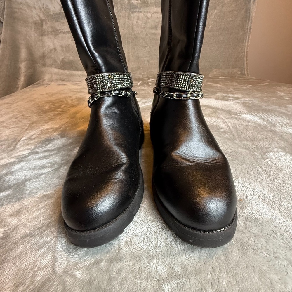 Girls Black Mid-Calf Combat Boots Rhinestone Buckle Chain Accent Side Zip Size 2 - Picture 3 of 11